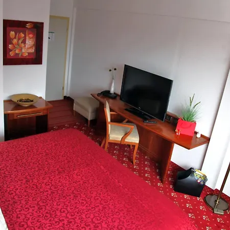 Hotel Antares 4*